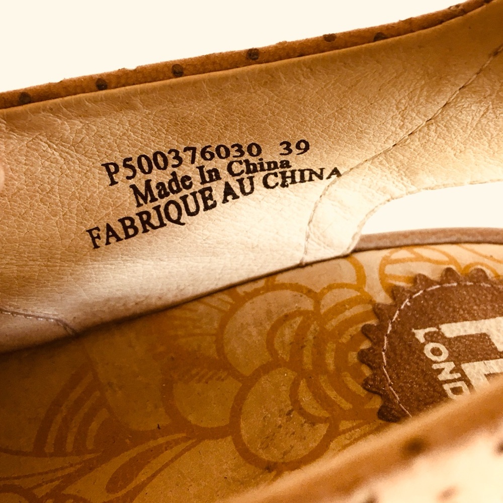 'FLY LONDON Yala' Perforated Leather Sandal Size 39 (US 8 - 8.5) - Picture 9 of 13